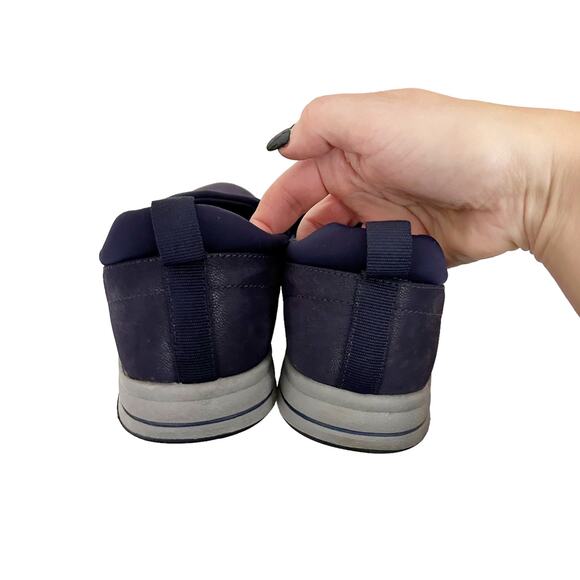 Clarks Cloudsteppers Navy Blue Slip On Shoes Sz 7 - Picture 5 of 9